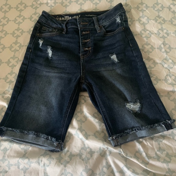 Distressed dark blue Bermuda Jean shorts - Picture 1 of 2
